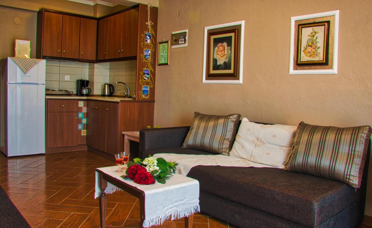 Villa Doxa Sarti Luaran gambar